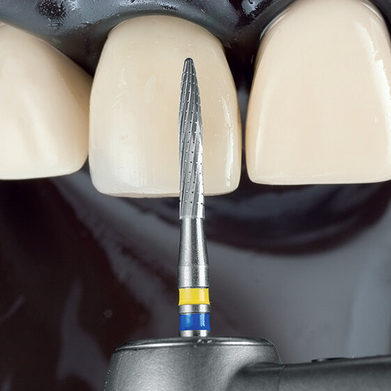 H135Q bur used in composite restoration – shaping and finishing step